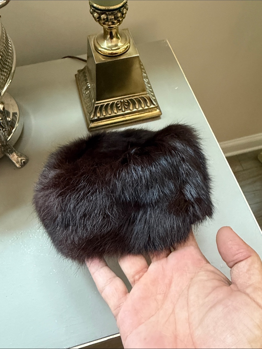 Vintage mink fur pillbox hat - Picture 2 of 6
